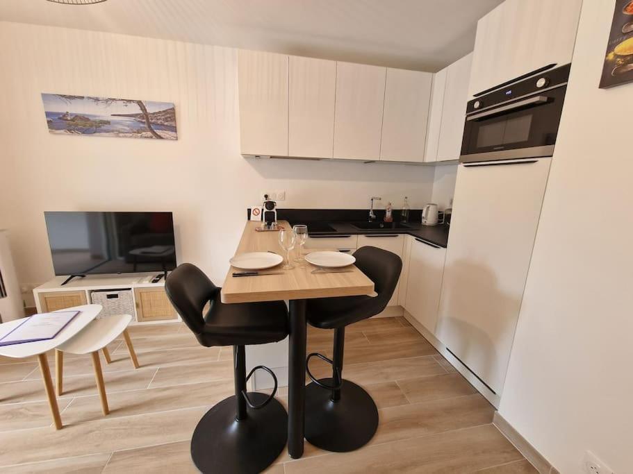 T2 Neuf, Parking Prive,Acces Mer Bandol Esterno foto